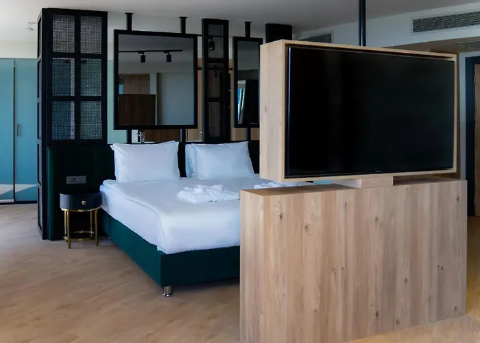 Alarcha Hotels & Resort