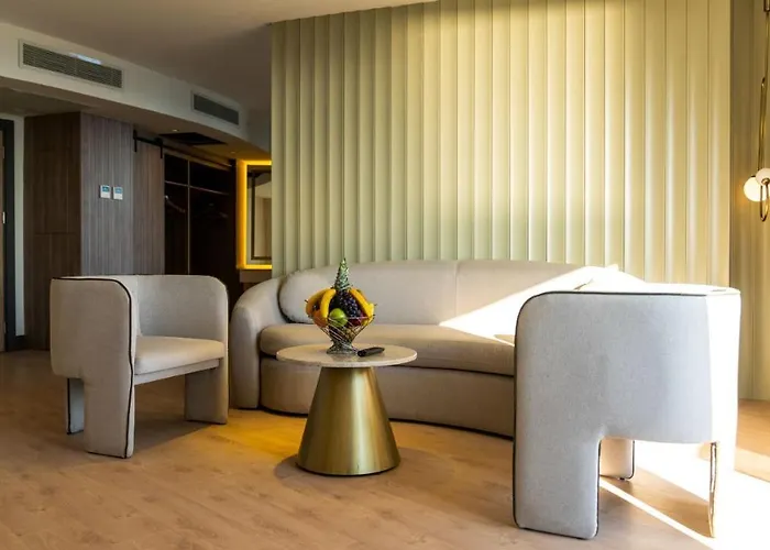 Alarcha Hotels & Resort